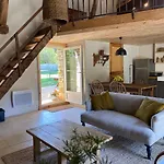 Dordogne Perigord * Hautefort